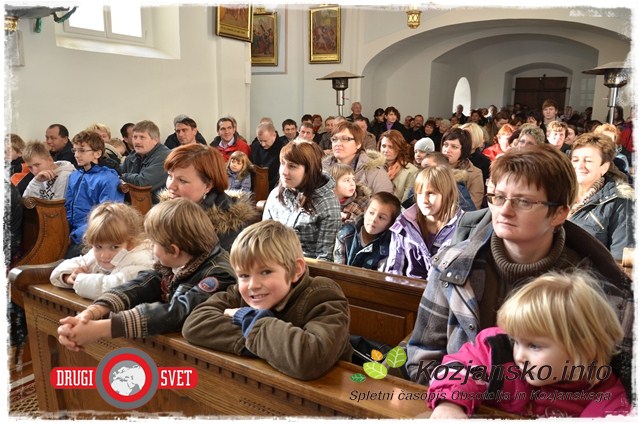 Otroci med čakanjem svetega Miklavža